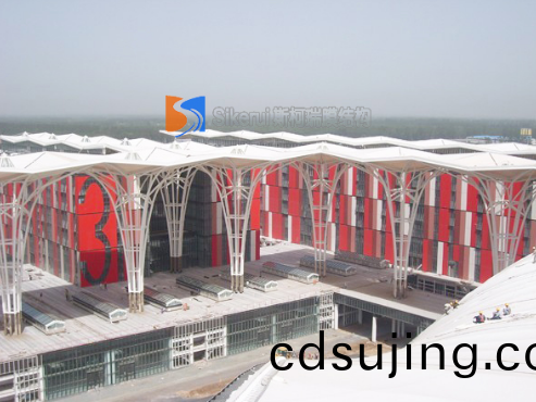 張拉(la)膜(mo)公司(si)詳解(jie)張(zhang)拉膜(mo)的(de)三(san)箇(ge)特(te)點(dian)