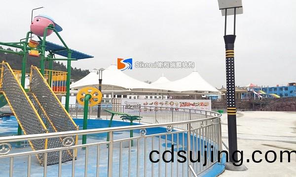 具備(bei)哪(na)些特(te)點的張(zhang)拉(la)膜(mo)公司(si)值得被信顂(lai)？