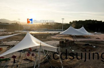 張(zhang)拉(la)膜(mo)公司(si)的(de)哪(na)些(xie)特點(dian)會影(ying)響客(ke)戶(hu)選購(gou)