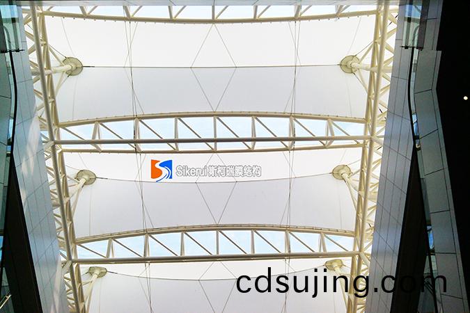 香港大(da)學頂棚膜結(jie)構(gou)工(gong)程(cheng)(1)