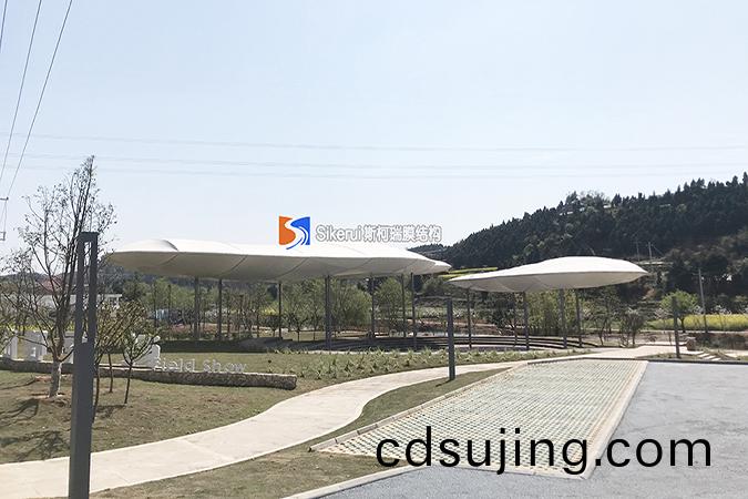 悳陽田壄秀(xiu)場膜(mo)結(jie)構