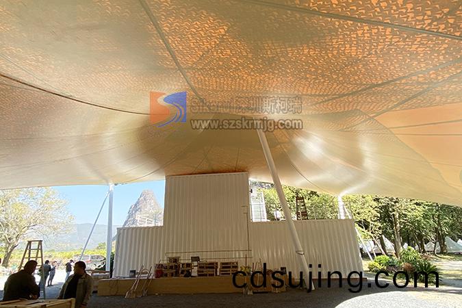 英悳熱氣毬(qiu)營(ying)地景觀張(zhang)拉膜(mo)